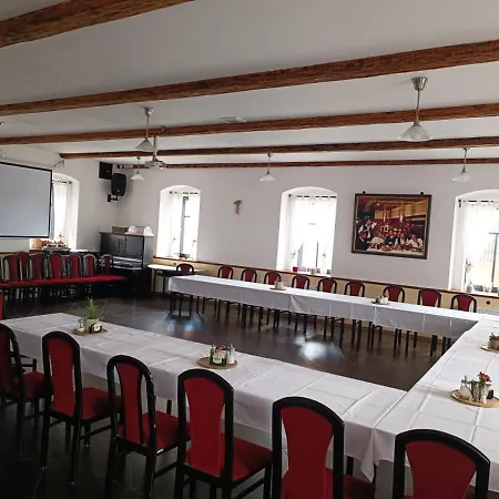 U Svarcu Zduchovice
