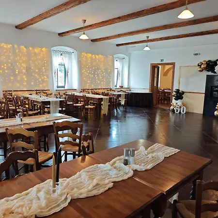 U Svarcu Zduchovice